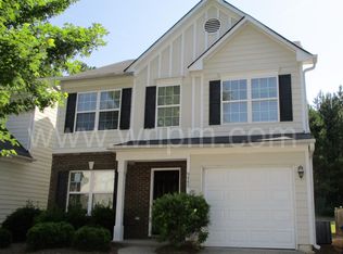 9445 Lakeview Rd, Union City, GA 30291