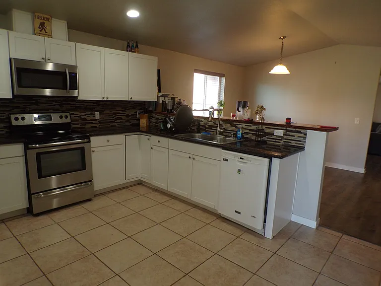 759 N Sunrise Dr — Photo 9