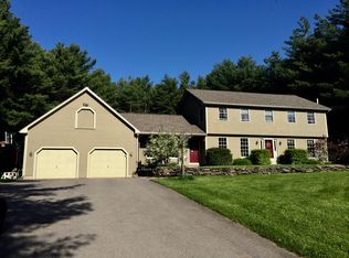 93 Monroe Rd, Hampden, ME 04444