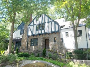 8 Normandy Rd, Larchmont, NY 10538