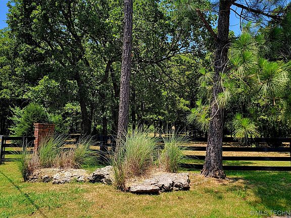 2nd image of 18990 Timberlake Dr