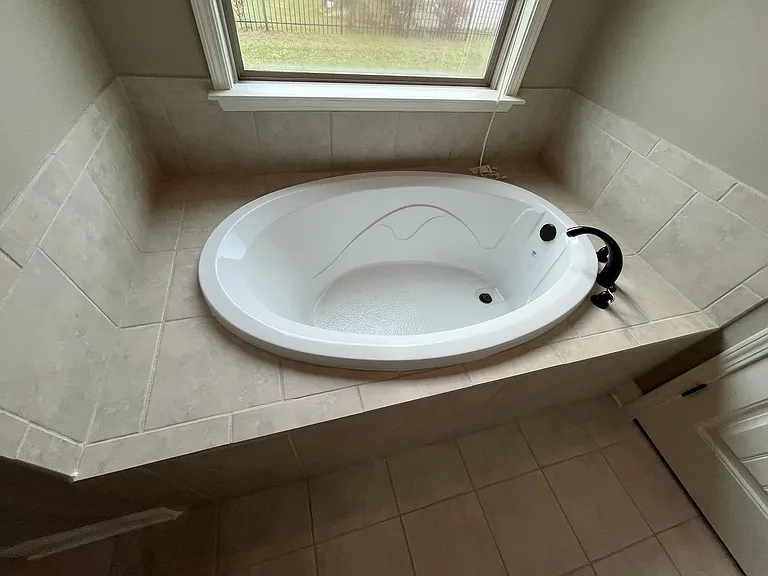 6841 Wren Creek Dr — Photo 13