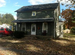 420 N Cherry St, Evart, MI 49631