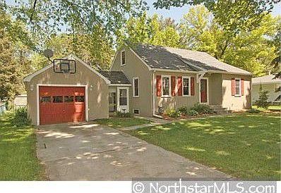 1st image of 823 Cope Ave W