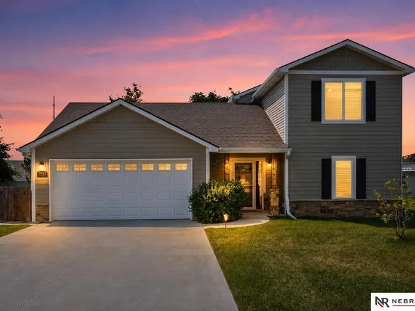 3533 Holly Blue Dr, Lincoln, NE 68504