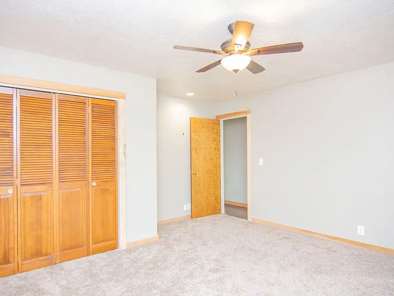92 N 2300 W #2 — Photo 26