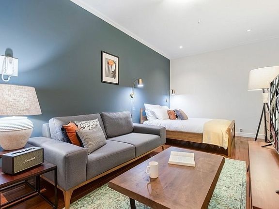 3rd image of 150 W 51st St APT 1924