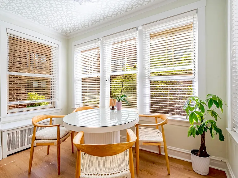 745 W Brompton Ave #2 — Photo 5