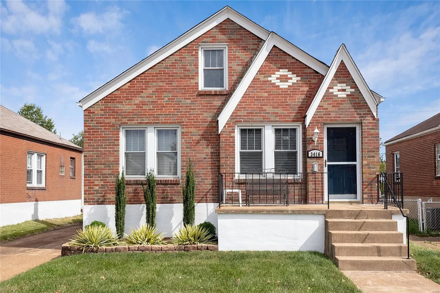 3416 Macklind Ave photo 1