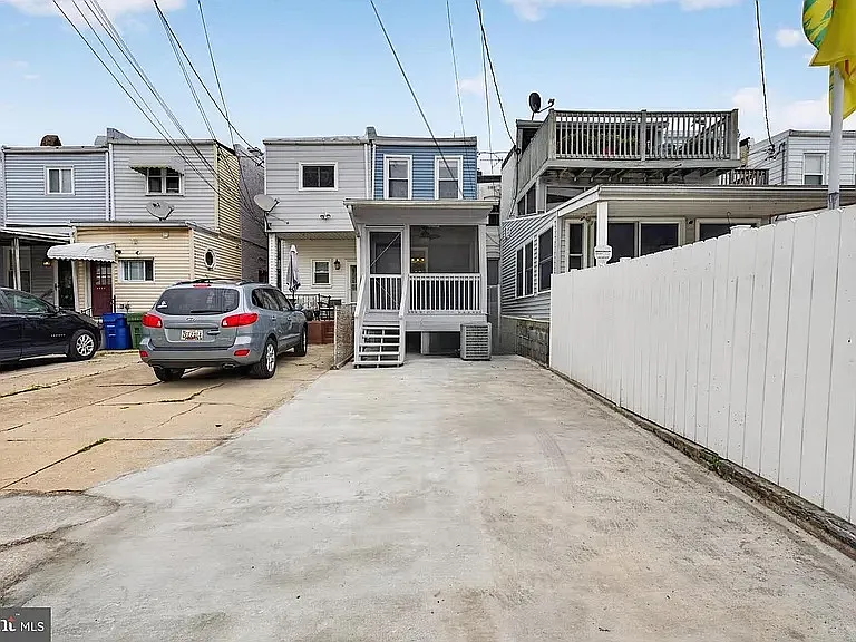 1512 Patapsco St — Photo 6