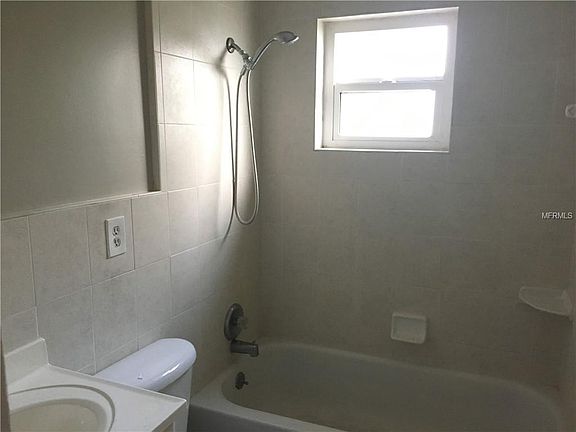 5th image of 2859 Emerson Ave S