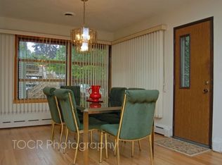 99 Carneer Ave, Rutherford, NJ 07070