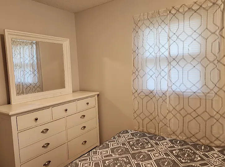 241 Lisa Ln — Photo 10