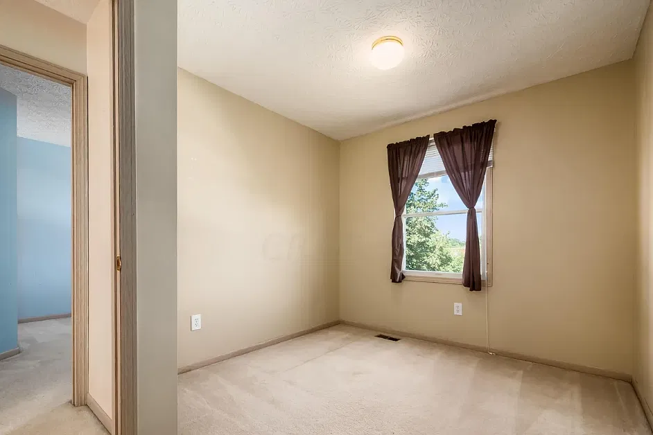 3 bed, 2.5 bath, 1576 sqft, $2,250 — Photo 2