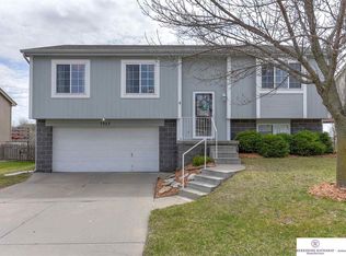 7923 Fillmore St, Omaha, NE 68122