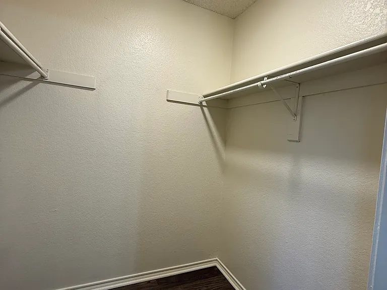 721 Avenue A #9 — Photo 20