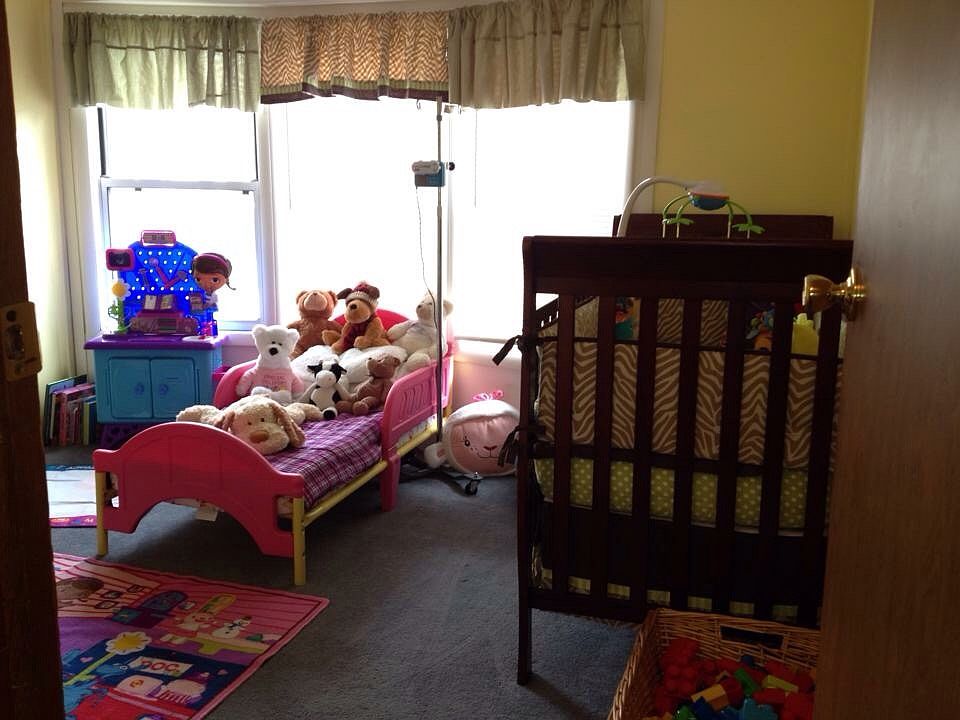 1st image of 489 Winter Green Ct