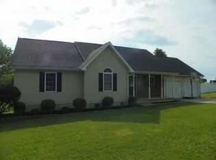 6079 S Micah Dr, Connersville, IN 47331