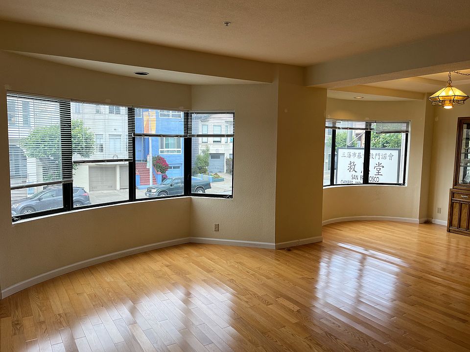 Spacious open floor plan, showing living room and front of California St