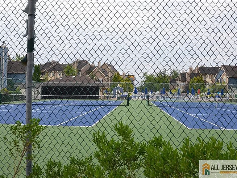 244 Crosspointe Dr #244 — Photo 8