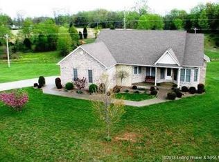 725 Country Club Estates Dr SE, Corydon, IN 47112