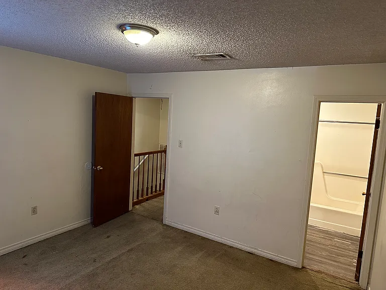 3021 North Blvd #2 — Photo 7