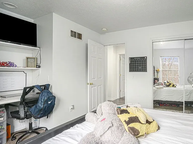 North Campus Village-Student Housing — Photo 8