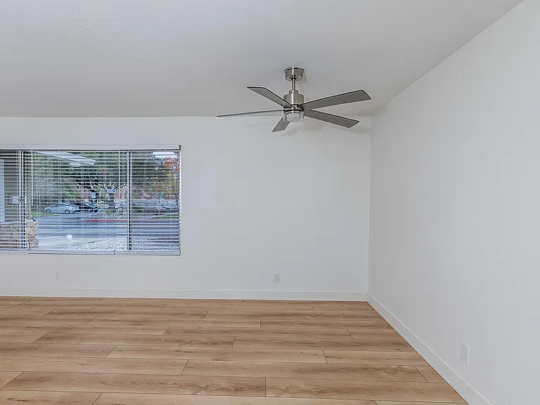 2308 Pennsylvania Ave #2308 — Photo 11
