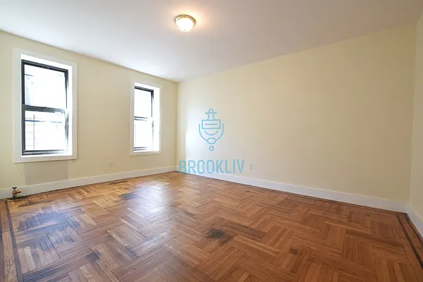 Rented by null | media 17