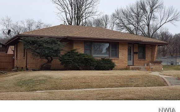 1st image of 3071 Rebecca St