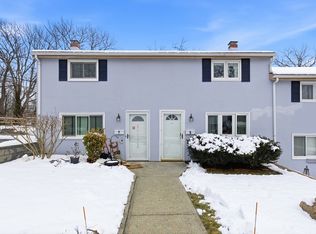 5 Lewis Farm Rd #5, Dedham, MA 02026