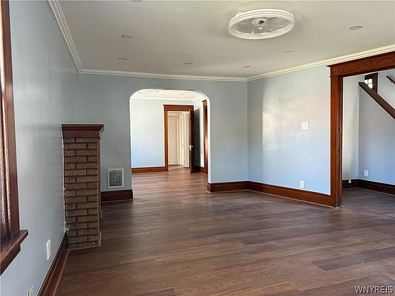 5th image of 15 Normandy Ave