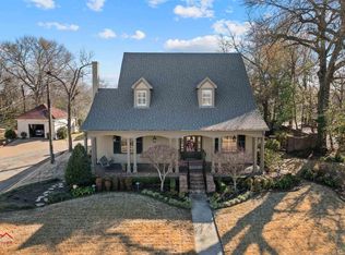 314 E Main St, Henderson, TX 75652