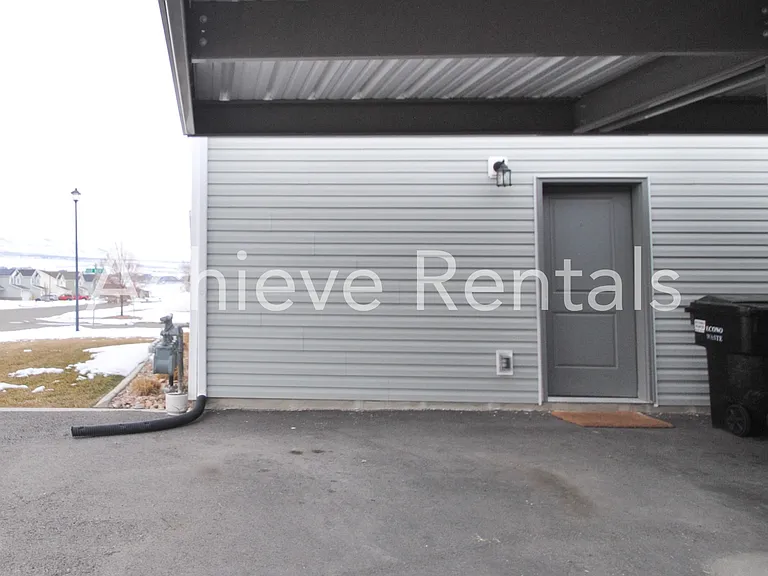 482 N 2650 W #9 — Photo 12