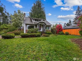 16036 21st Ave SW, Seattle, WA 98166