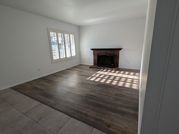 5th image of 18052 Clearwater Cir