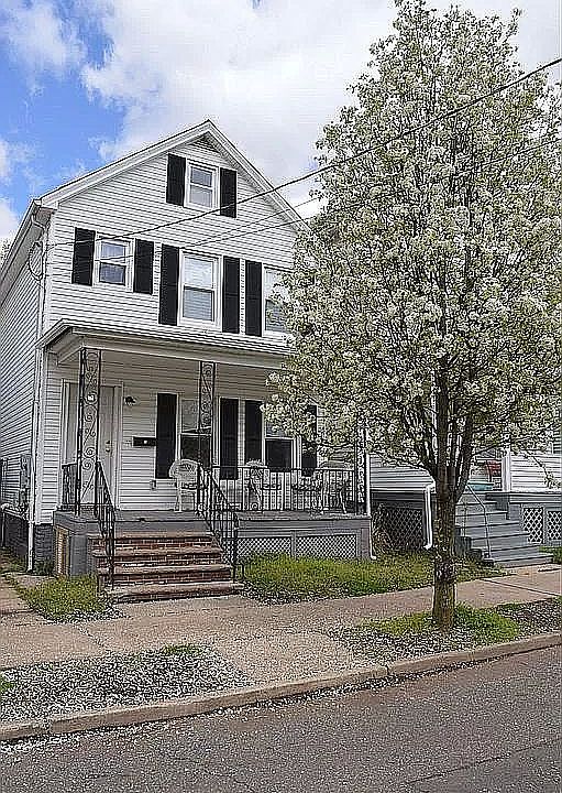 59 Ray St
