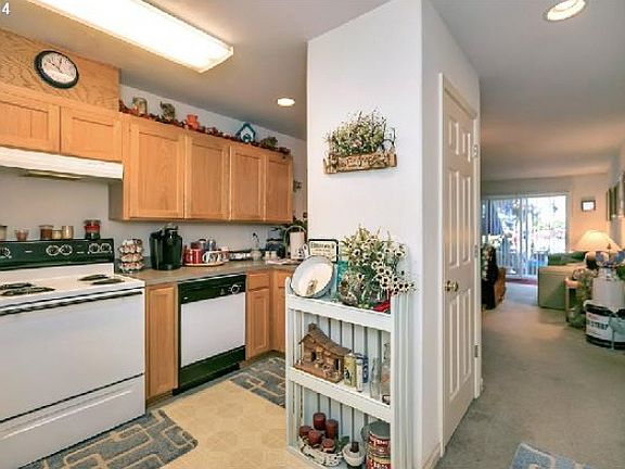 4th image of 1330 Bramblewood Ln