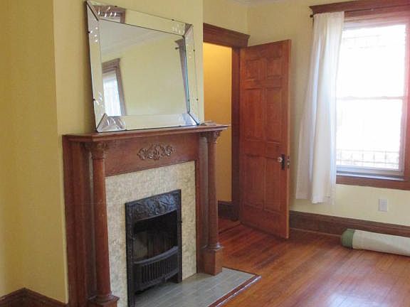 5th image of 144 Hamilton Ave
