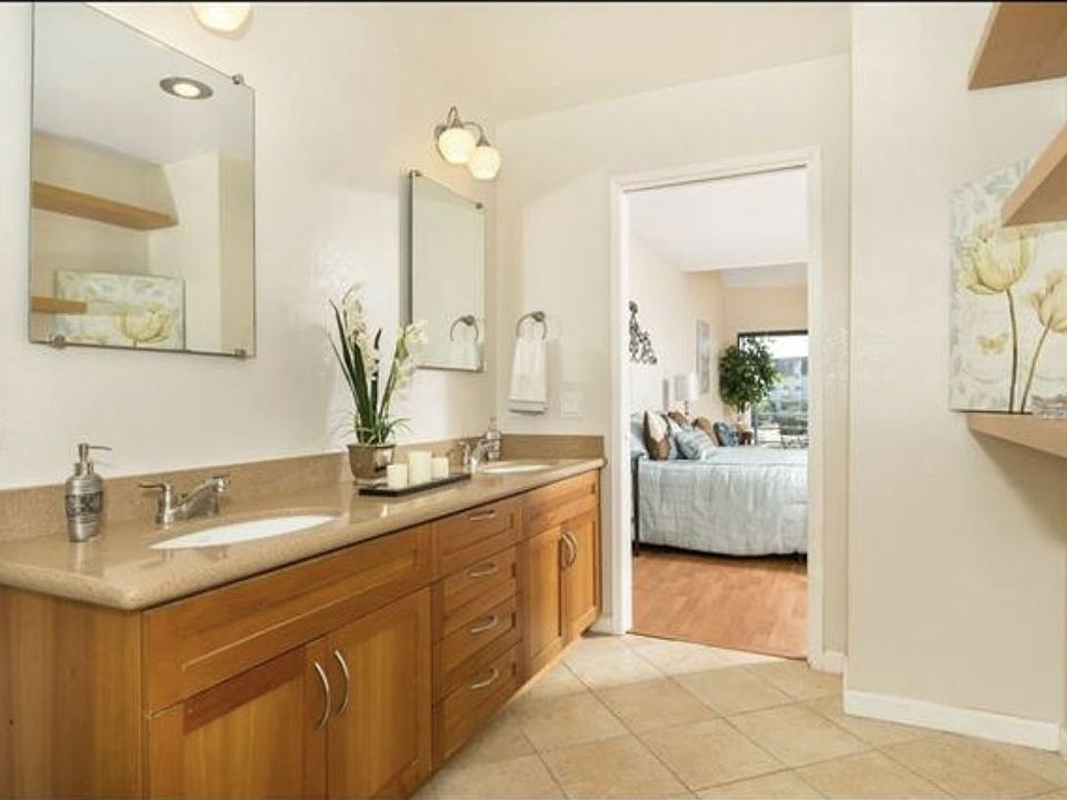 1st image of 2050 Pacific Beach Dr