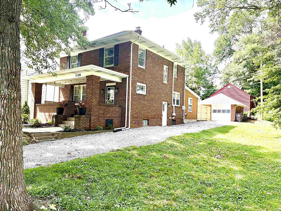 1st image of 1130 W Branning Ave