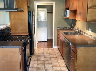 4311 Dayton Ave N APT 4, Seattle, WA 98103