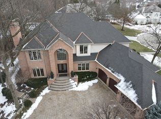 131 Kraml Dr, Burr Ridge, IL 60527