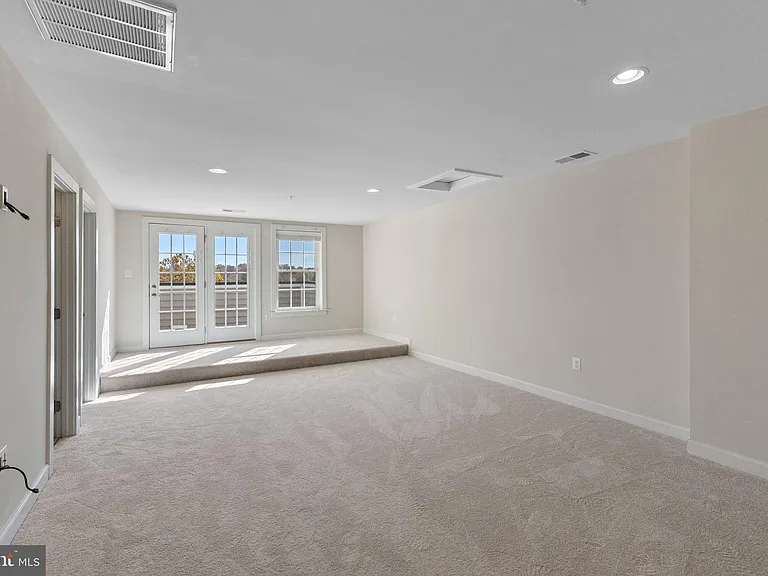 5313 Stream Bank Ln — Photo 27