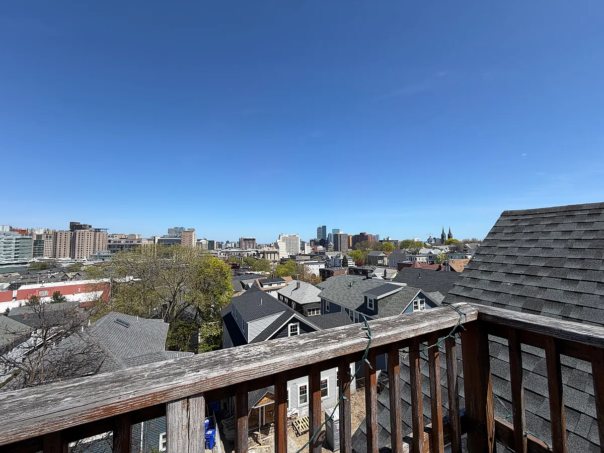 Building Photo - 166 Hillside St #3166