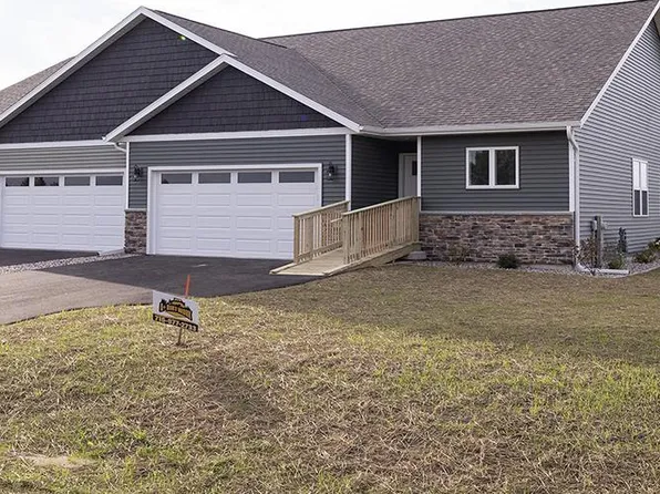 810 GREEN PASTURES TRAIL, Plover, WI 54467