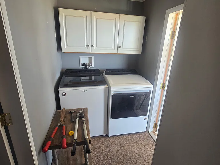 1433 Post Ave — Photo 38