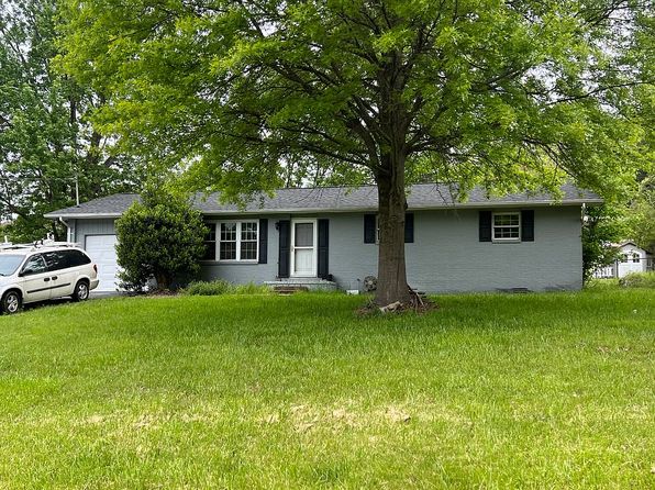 379 Wexford Ln