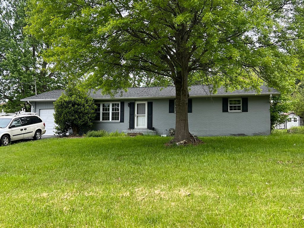 379 Wexford Ln - Property Image