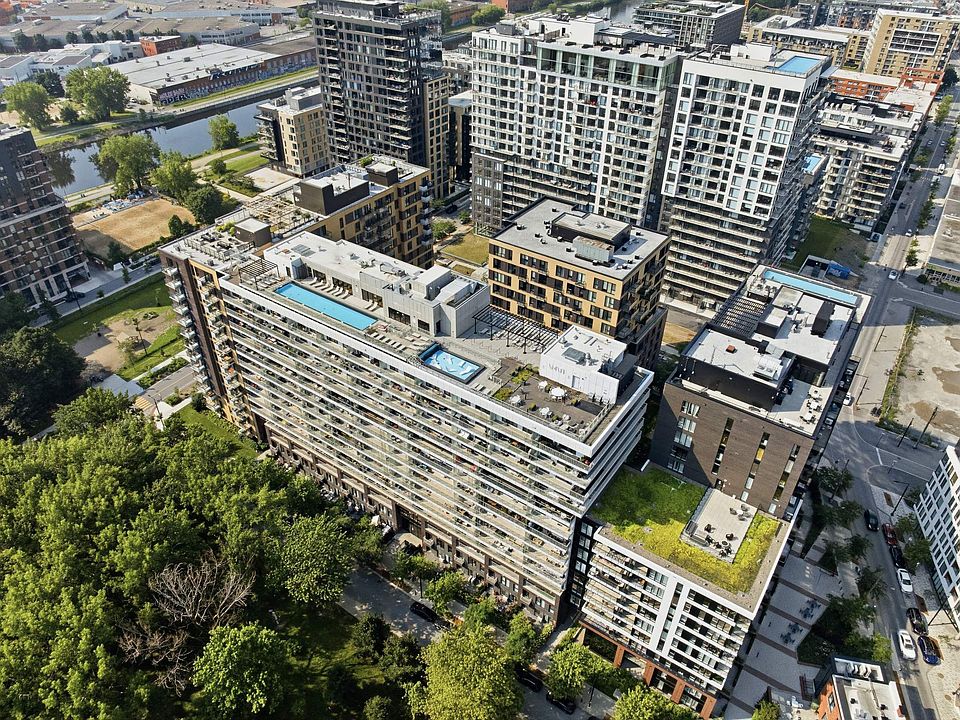 1st image of 170 Rue Rioux #413